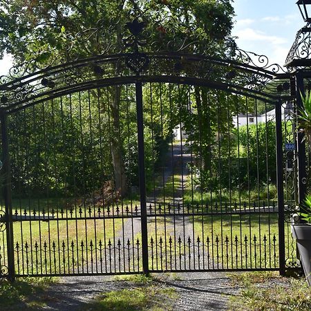 Chateau Roquehort Avec Ev Recharge Point 22Kw モナン エクステリア 写真