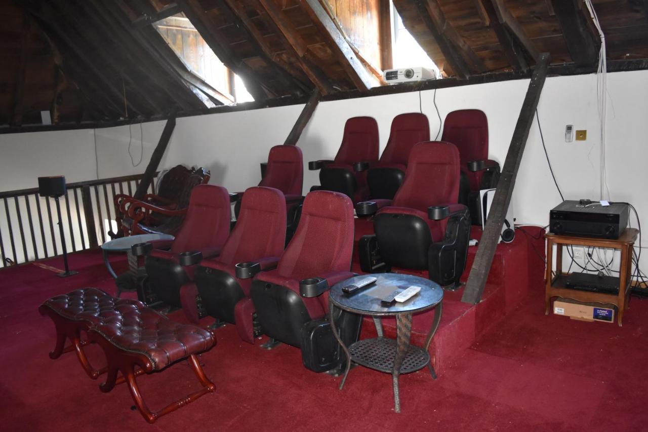 Chateau Roquehort Avec Ev Recharge Point 22Kw モナン エクステリア 写真
