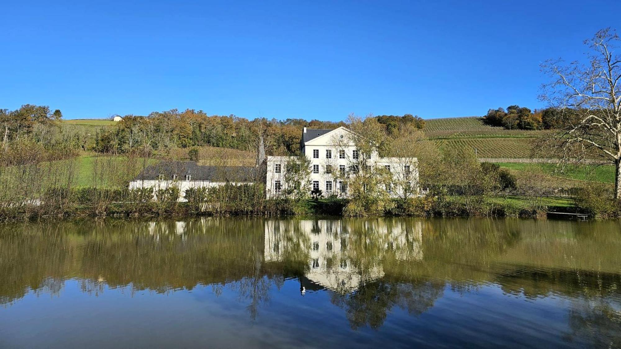 Chateau Roquehort Avec Ev Recharge Point 22Kw モナン エクステリア 写真