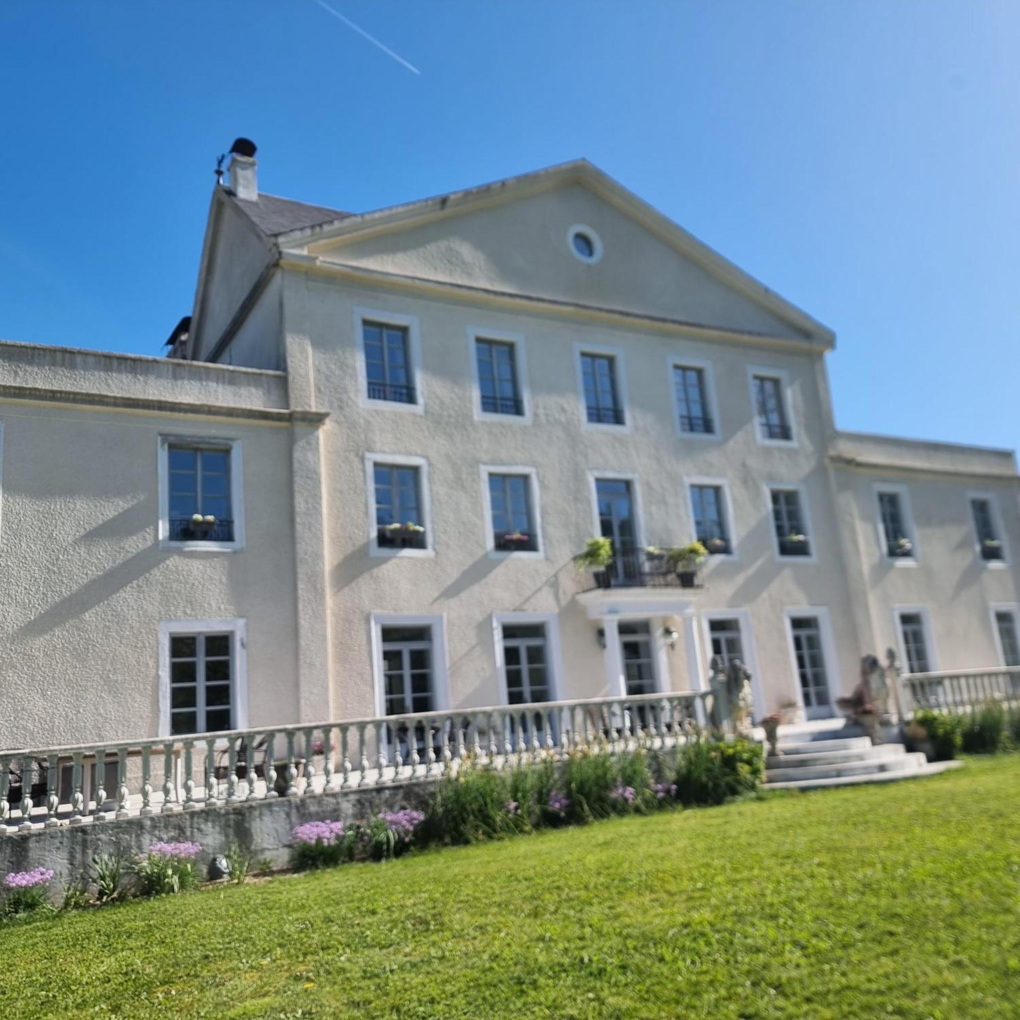 Chateau Roquehort Avec Ev Recharge Point 22Kw モナン エクステリア 写真