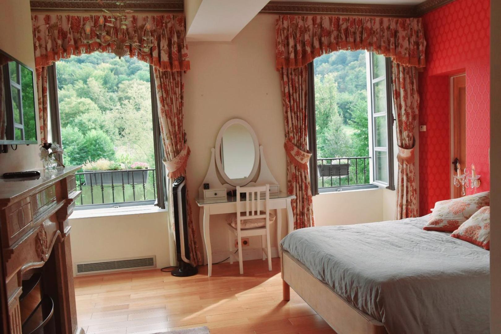Chateau Roquehort Avec Ev Recharge Point 22Kw モナン エクステリア 写真